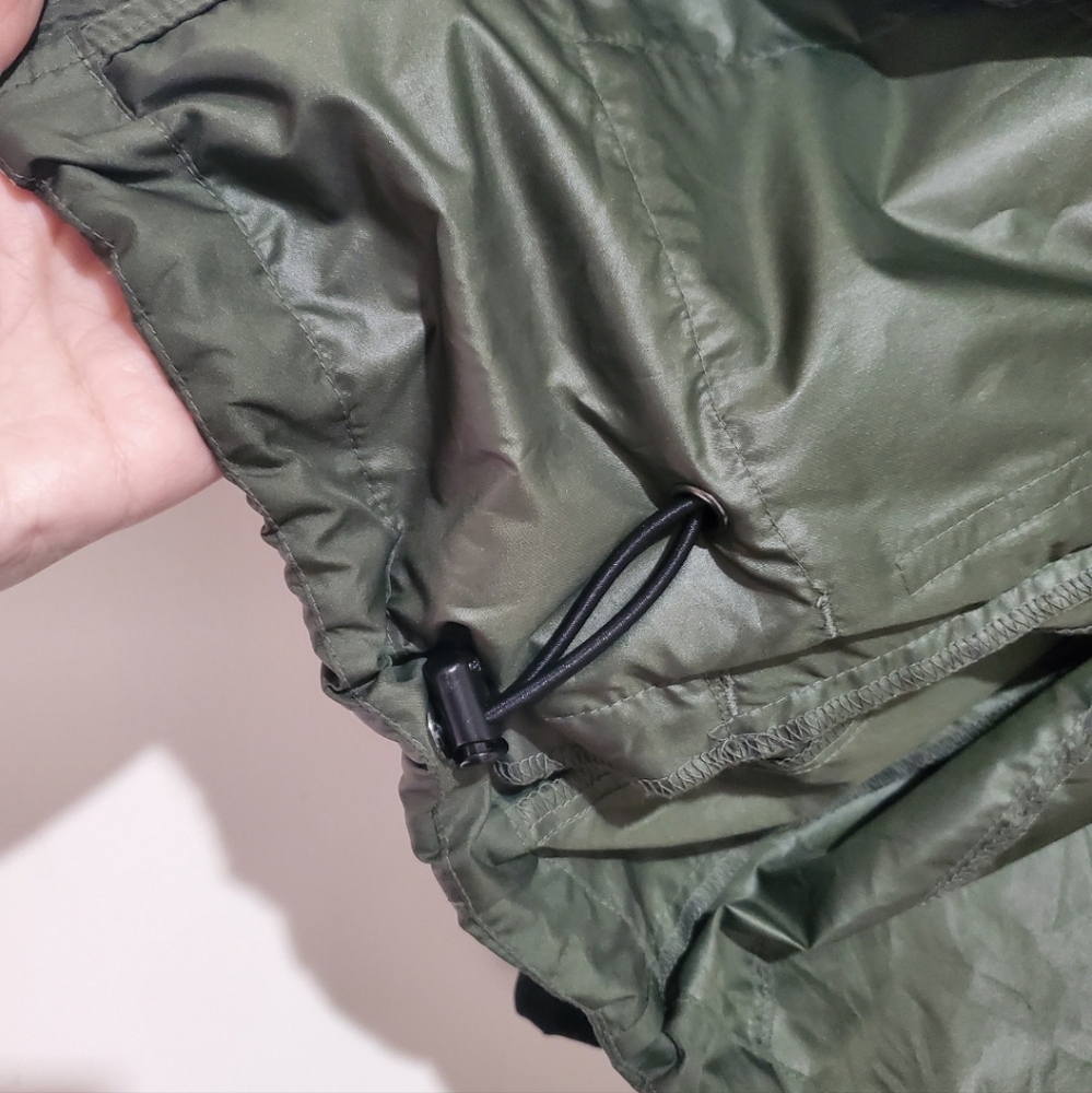 NIKE MEN'S WINDBREAKER JACKET OLIVE GREEN SIZE M - Picture 6 of 9